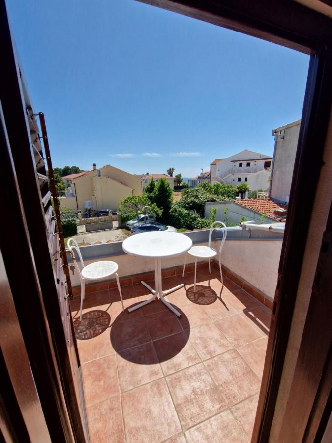 Apartments Dara Rogoznica  Exterior photo